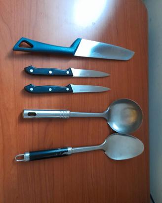 Set 3 coltelli da cucina + cucchiaio + mestolo
