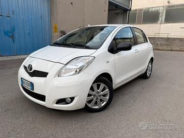 Toyota yaris 1.3 benz/GPL 2009 scad. 2033
