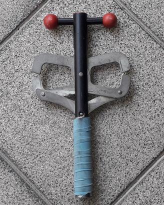 Antifurto bloccapedali Bullock