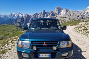 Mitsubishi New Pajero 2.5