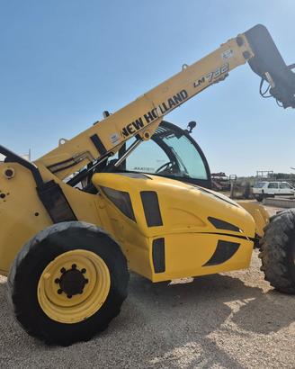 SOLLEVATORE TELESCOPICO NEW HOLLAND LM732 MT7