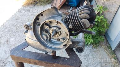 Motore vespa 50 sportellio piccolo -65-