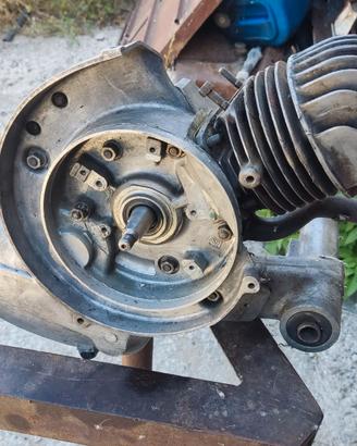 Motore vespa 50 sportellio piccolo -65-