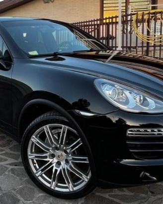 Porsche Cayenne 3.0 Diesel - PERFETTO CERTIFICATO