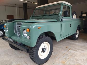 Land Rover Defender PICK-UP COMPLETAMENTE RESTAURA