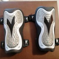 Parastinchi calcio  DIADORA Taglia M