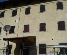 Casa singola arredata con giardino e taverna