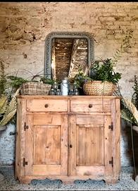 Credenza antica veneta in abete