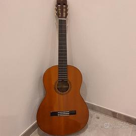 Chitarra yamaha cg 100