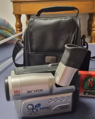 VP W70 8MM CAMCORDER SAMSUNG