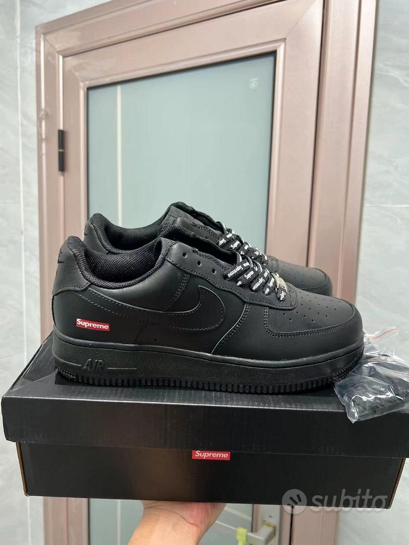 Scarpe supreme nere sales