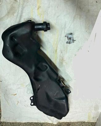 Serbatoio e pompa Gilera Runner 50