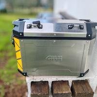 valigie laterali givi trekker 48/37