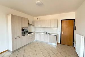 Appartamento di 93 m² con 2 locali e box auto dopp