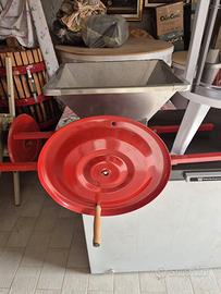 Pigiatrice manuale uva in acciaio inox 45x38