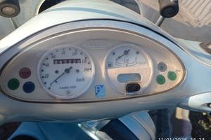 Piaggio Vespa 125 ET4 - 2004