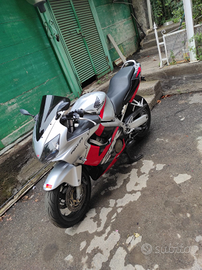 Cbr 600 f anno 2006