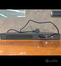 TP-Link modello TL-SG1024 a 24 porte Gigabit
