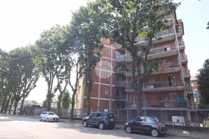 3 LOCALI A RHO