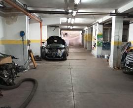 V. UMANA- Locale Cat. C3 di mq 365 con 3 servizi-