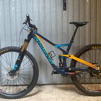 MTB Devinci Django 29 full Carbon 2017
