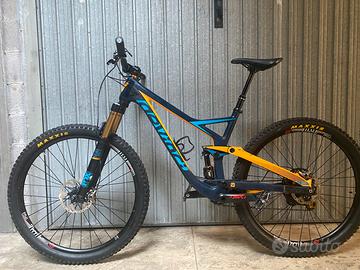 MTB Devinci Django 29 full Carbon 2017