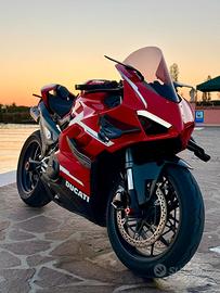 Ducati Panigale V4-2019 allestimento superleggera