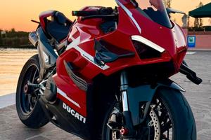 Ducati Panigale V4-2019 allestimento superleggera