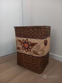 Cesto portabiancheria in vimini