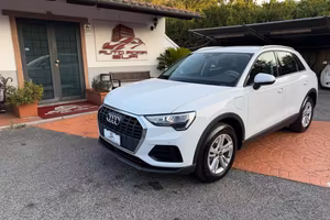AUDI Q3 45 TFSI e Business S TRONIC PARI NUOVO P