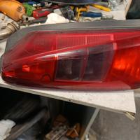 STOP POSTERIORE COMPL.DI PLACCH. PORTALAMPADA LANC