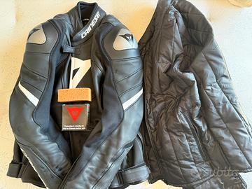 Giacca Dainese Avro 4 50 in pelle con 3 protezioni