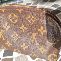 pochette Loius Vuitton