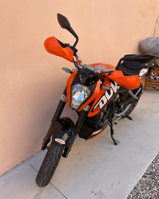 KTM DUKE 125 2011