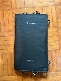 Forclaz SLR 900 + powerbank