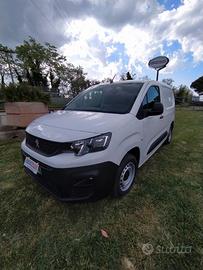 Peugeot partener 1.5 hdi 3 posti