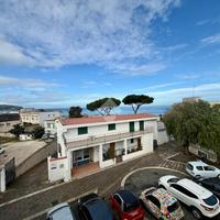 3 LOCALI A CASAMICCIOLA TERME