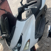 Scooter Kymco 300