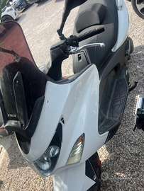 Scooter Kymco 300