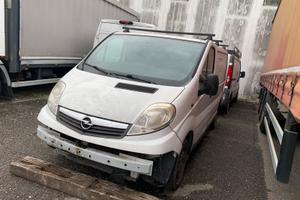 Due furgoni MOTORI ROTTI
