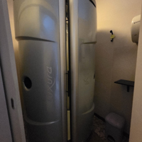Doccia abbronzante Luxura V7 48XL - Professionale