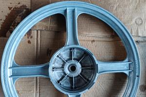 cerchio posteriore in lega piaggio si,ciao,bravo