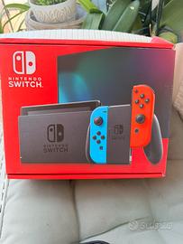 Nintendo swich con accessori