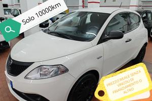 Lancia YPSILON HYBRID "SOLO 10.000 KM"