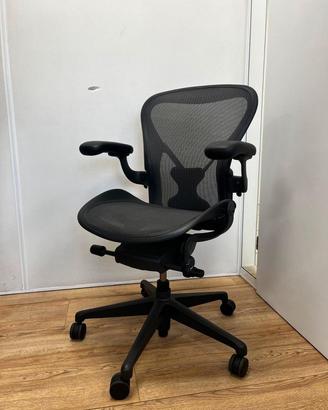Herman Miller Aeron full-optional ricondizionato