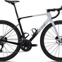 Bici Endurance Giant Defy Adanced Pro 1 2024 NUOVA