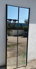 Specchio con appendiabiti 