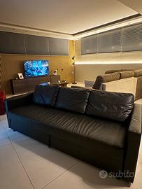 Divano letto in ecopelle