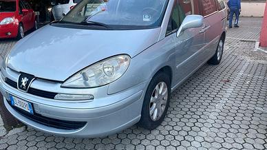 PEUGEOT 807 - 7 POSTI