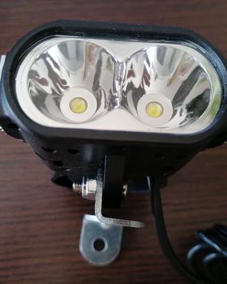 Fanale LED per bici elettrica con cicalino